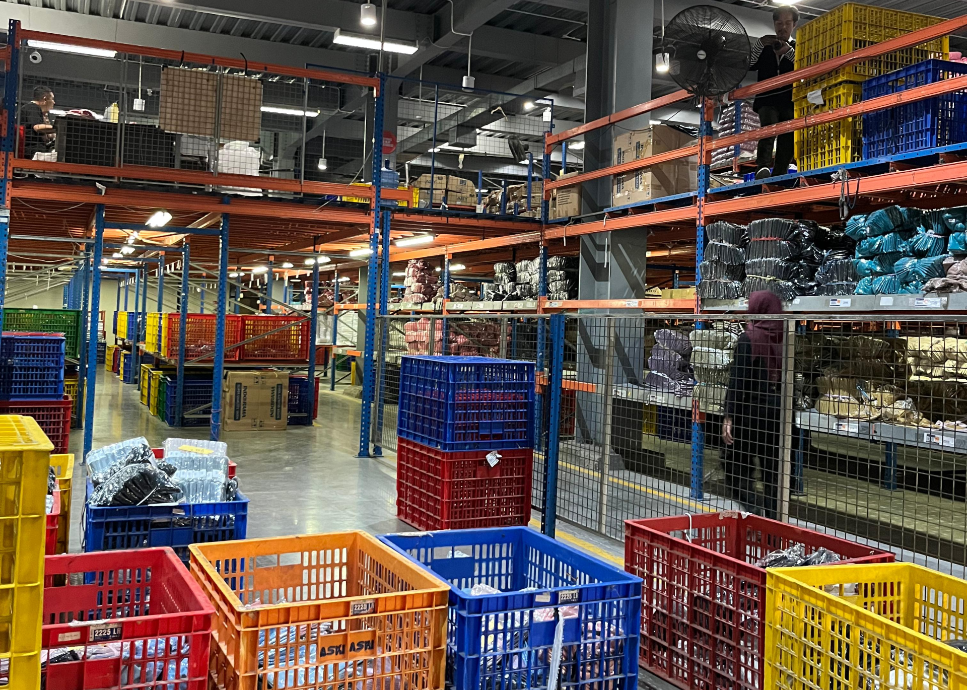 Prosedur Penempatan Barang di Storage Raw Material