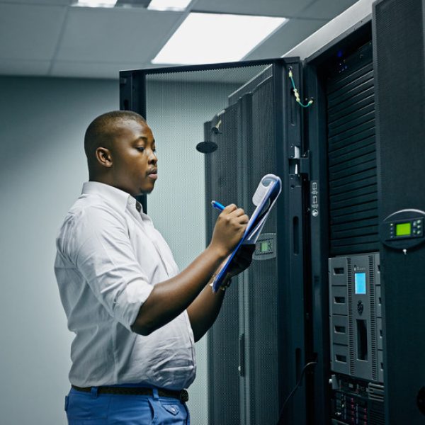 Checklist Control Ruangan Server oleh Security